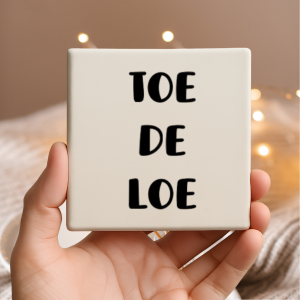 Vinyl sticker passend op een tegeltje van 10x10cm / Toedeloe